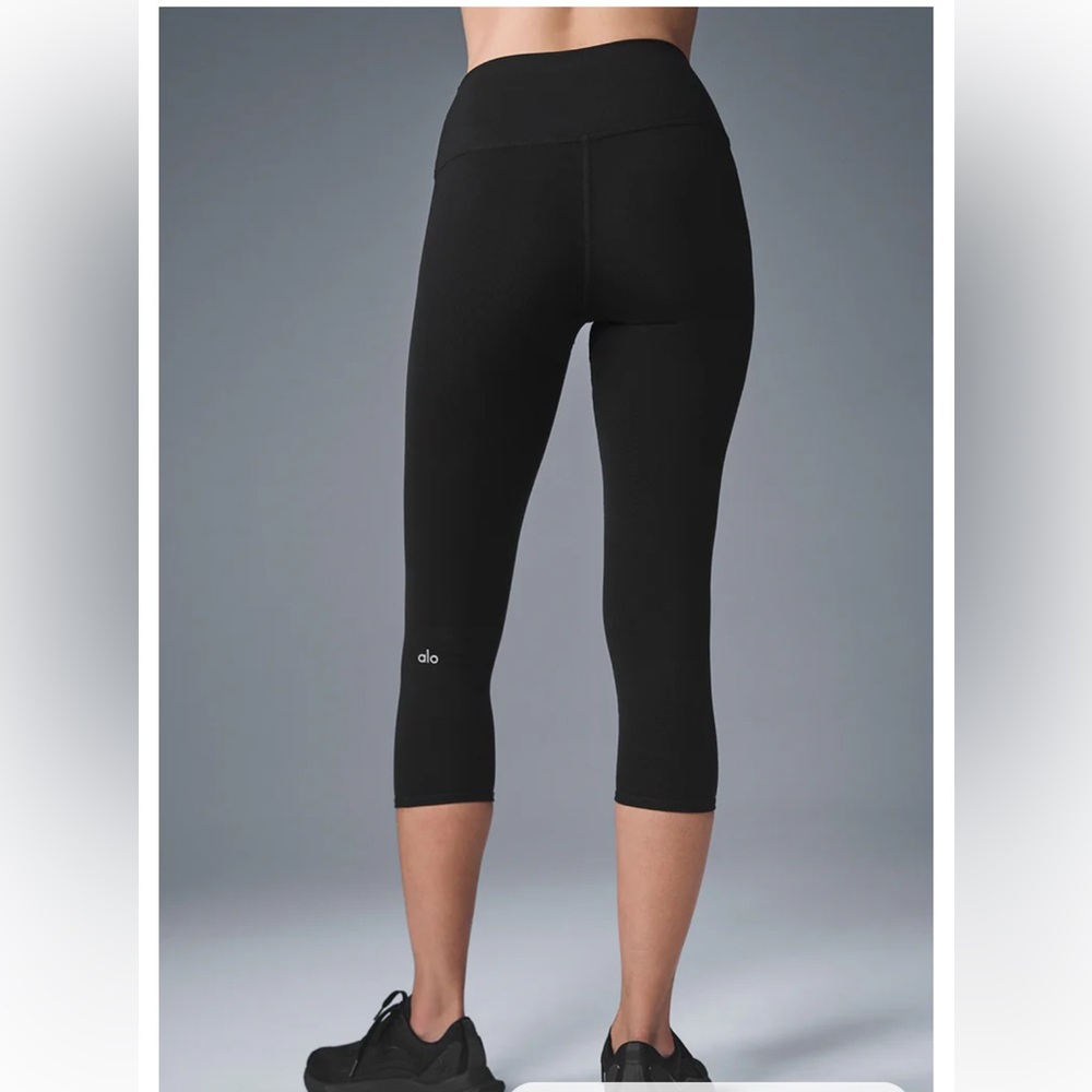 ALO Yoga Leggings Criss Cross Black Cropped Pant S